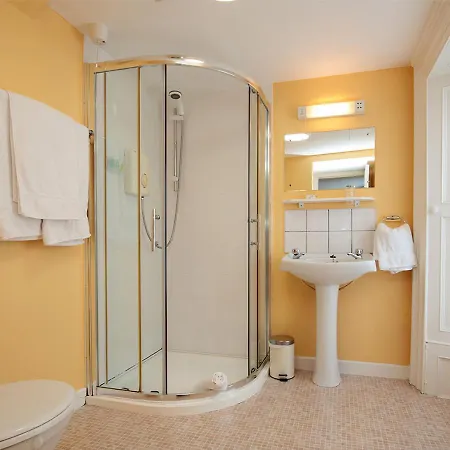 فندق مبيت وإفطار Woodstock Arms - Bar, Inistioge